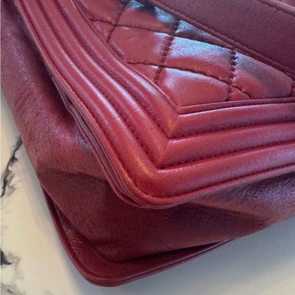 Gorgeous red Chanel Boy bag for Mikey - Picture 13 of 16